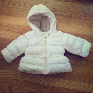 baby gap puffer off white  6 to 12 months